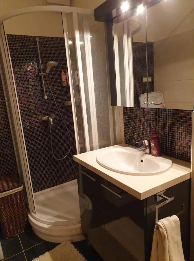 Balaton-Parti Luxus Lakas Apartment Siofok Ngoại thất bức ảnh