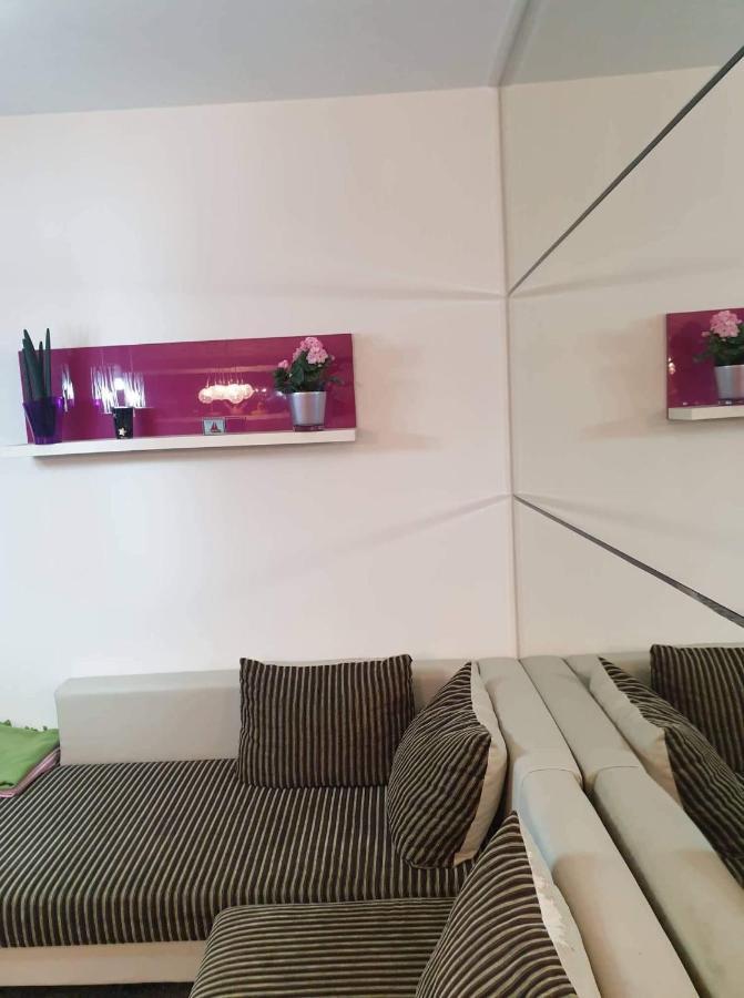 Balaton-Parti Luxus Lakas Apartment Siofok Ngoại thất bức ảnh