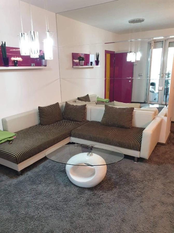 Balaton-Parti Luxus Lakas Apartment Siofok Ngoại thất bức ảnh